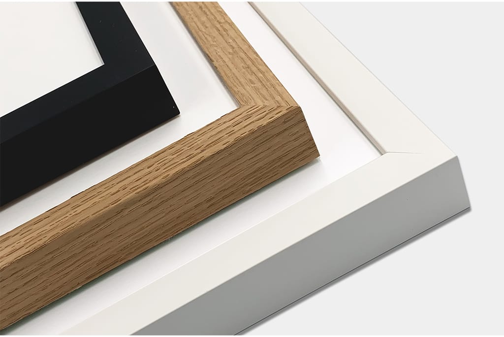White Wood Frame 40x50 cm - Shop black frames online
