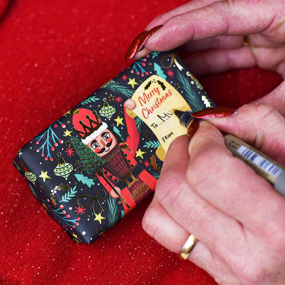 English Soap Company – Festive Favourites Christmas Soap Bar Collection (6 x 190g) from our Luxury Bar Soap collection by The English Soap Company