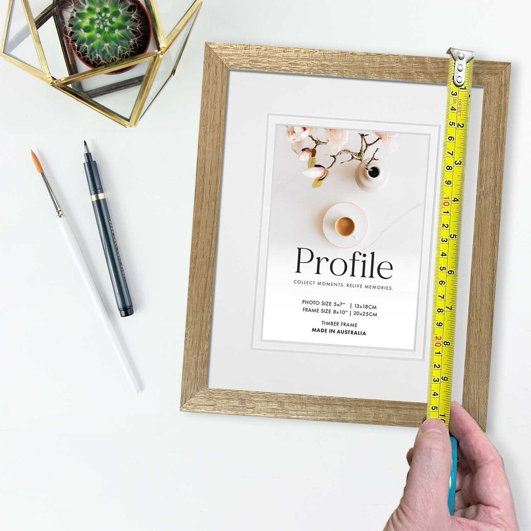 Measuring the Dimensions of a Photo Frame