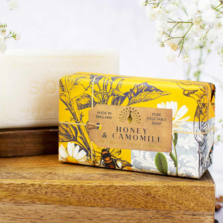 Anniversary Honey & Camomile Soap Bar from our Luxury Bar Soap collection by The English Soap Company