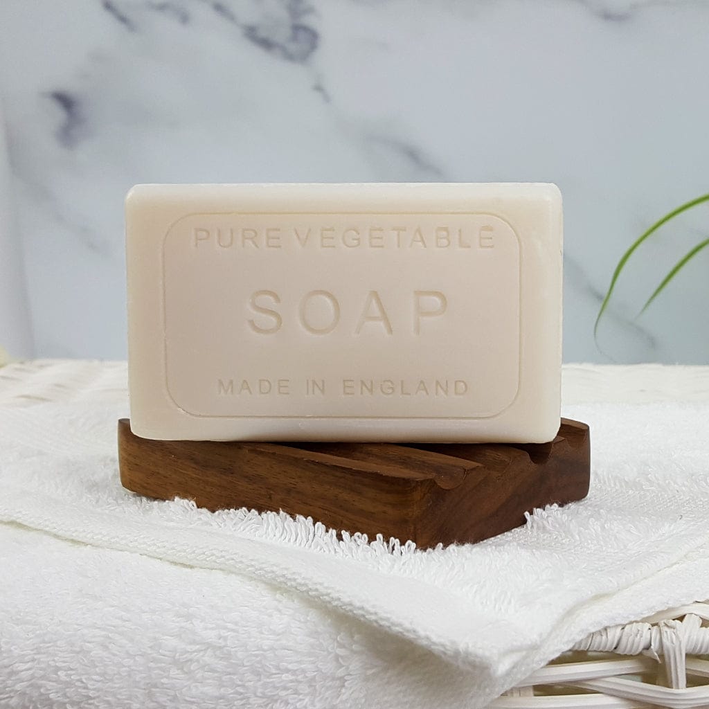 English Soap Company – Festive Favourites Christmas Soap Bar Collection (6 x 190g) from our Luxury Bar Soap collection by The English Soap Company
